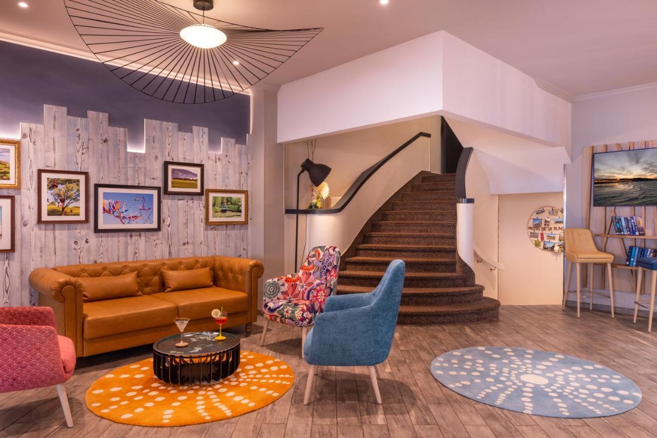 De La Hotel 3*